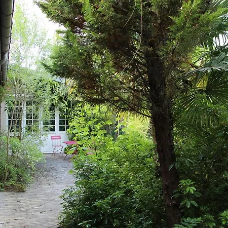 Les Jardins Carnot Gæstehus