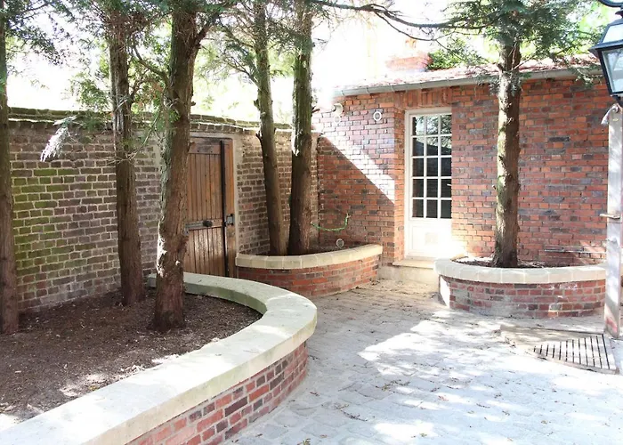 Les Jardins Carnot Guest house